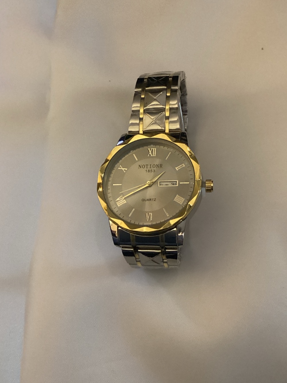 Notionr Two-Tone Gold & Silver Men's Quartz Watch